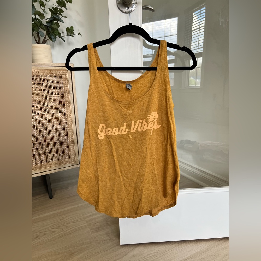 Blogilates - Gold Tank Top - Size Small